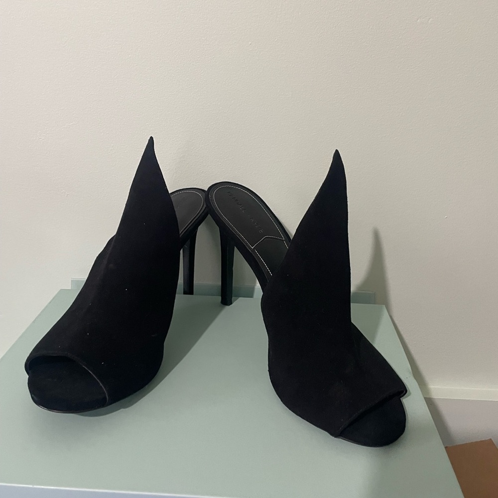 Women's Black Open-Toe Heels - Picture 2 of 12
